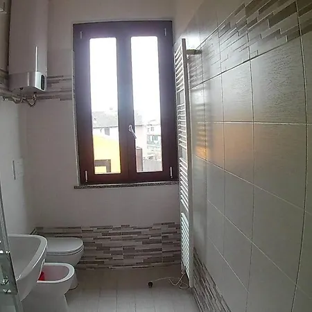 Lägenhet Monolocale Pernate Vigne Vecchie Novara